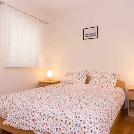 Apartments Marta Krk Town Extérieur photo