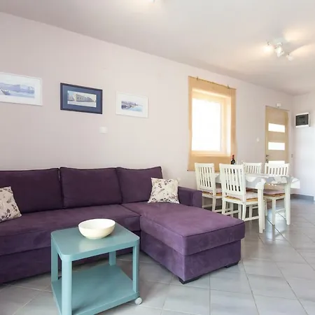 Apartments Marta Krk Town Extérieur photo